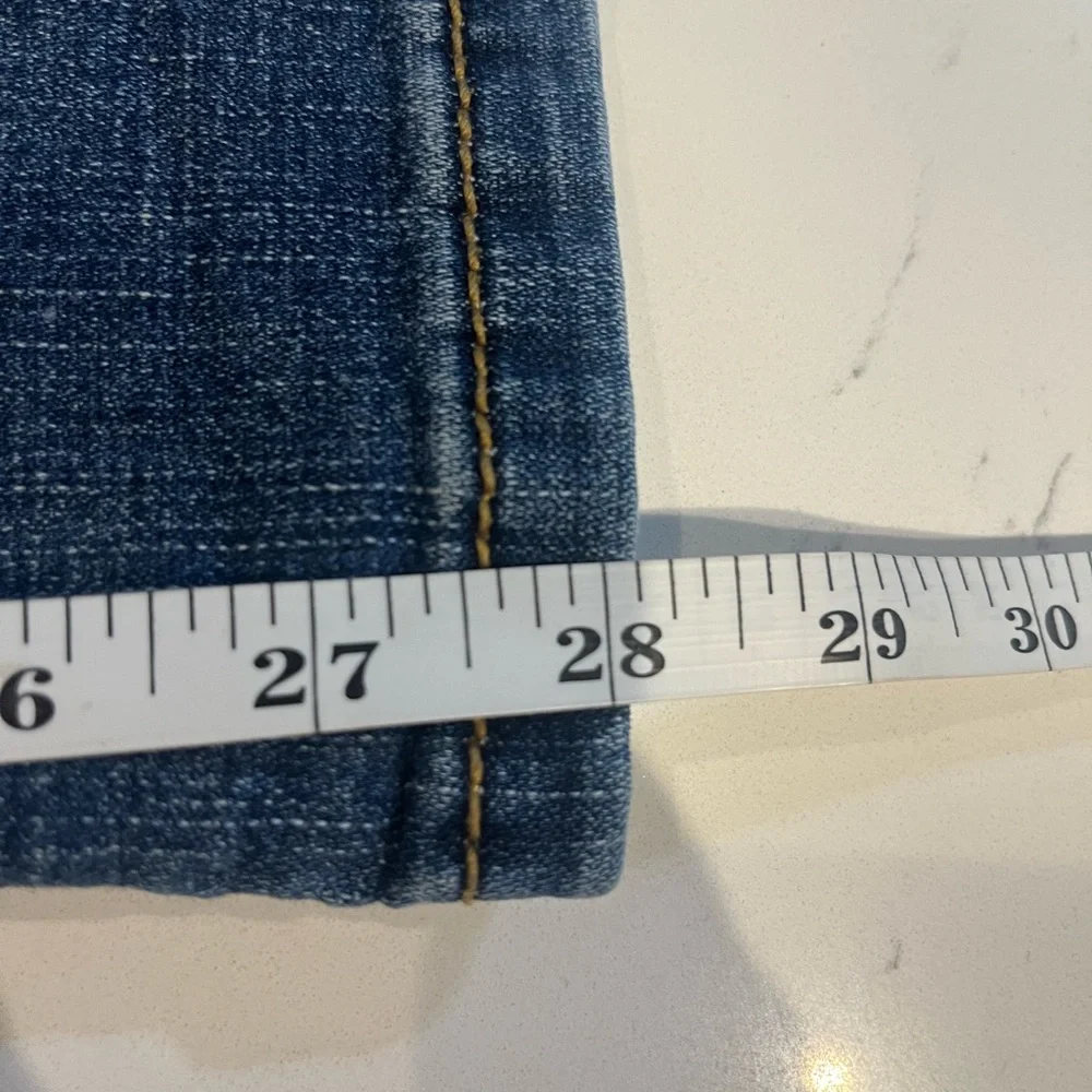 Wrangler women's blue denim‎ boot cut jeans size 5 EUC